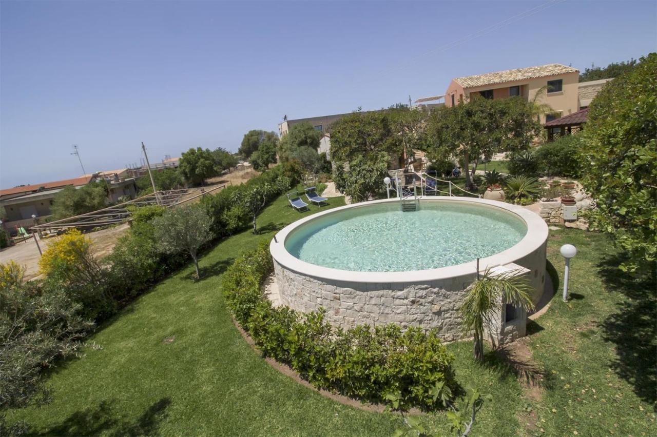 Alla Corte Di Nonna Maria Villa Pozzallo Ngoại thất bức ảnh