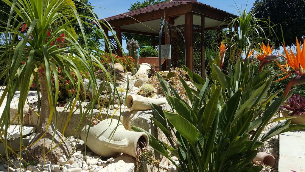 Alla Corte Di Nonna Maria Villa Pozzallo Ngoại thất bức ảnh
