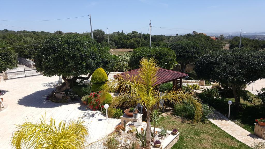 Alla Corte Di Nonna Maria Villa Pozzallo Ngoại thất bức ảnh