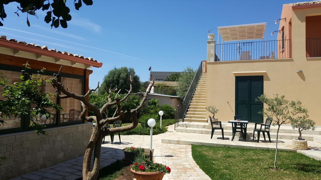 Alla Corte Di Nonna Maria Villa Pozzallo Ngoại thất bức ảnh