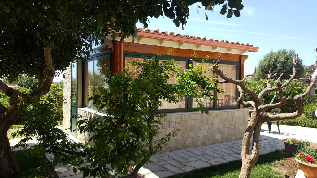 Alla Corte Di Nonna Maria Villa Pozzallo Ngoại thất bức ảnh