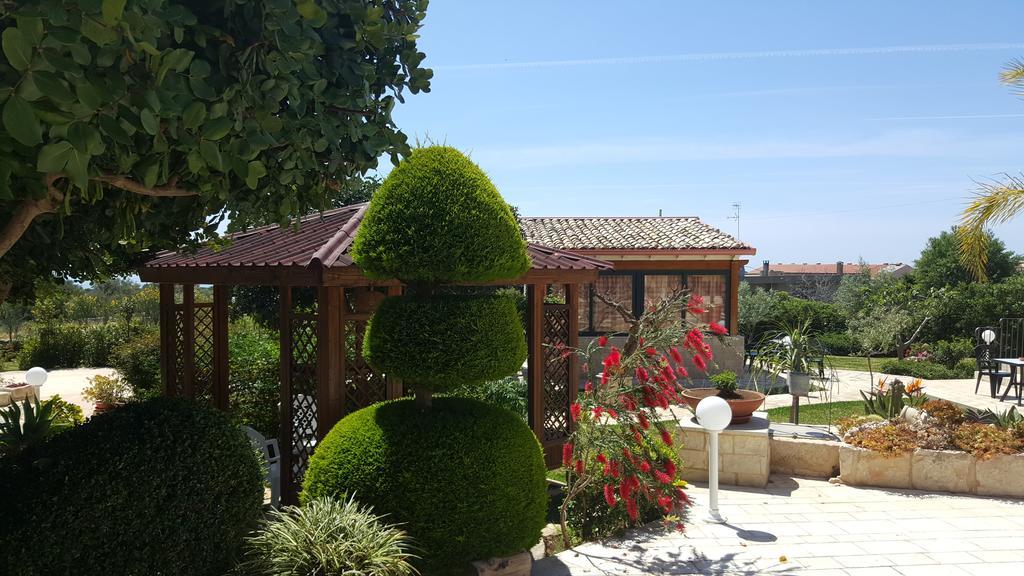 Alla Corte Di Nonna Maria Villa Pozzallo Ngoại thất bức ảnh