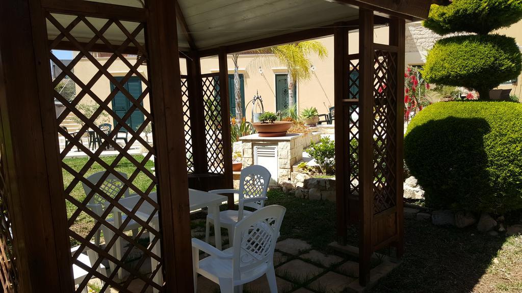 Alla Corte Di Nonna Maria Villa Pozzallo Ngoại thất bức ảnh